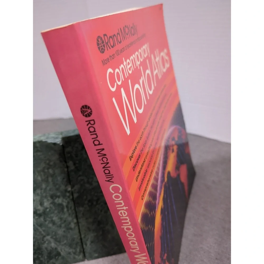 1984 Contemporary‎ World Atlas Vintage Illustrated Rand McNally Trade Paperback
